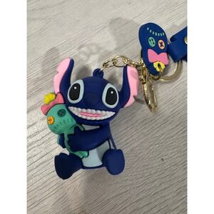Disney‎ Lilo Stitch Hugging Scrump Plush Charm Keychain Blue Rubber